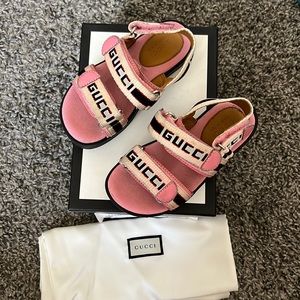 Gucci toddler sandals size 25